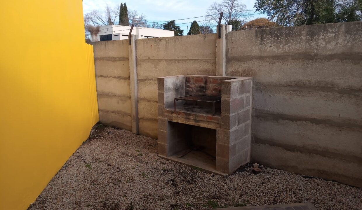 126a2721-da42-4398-93ff-57d1019ae14e