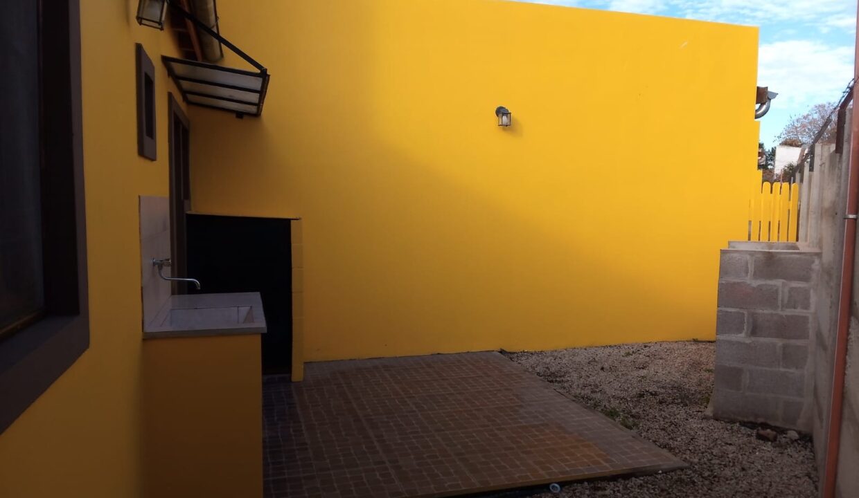 4f811624-de32-4c6f-ab70-d23de152f9ea