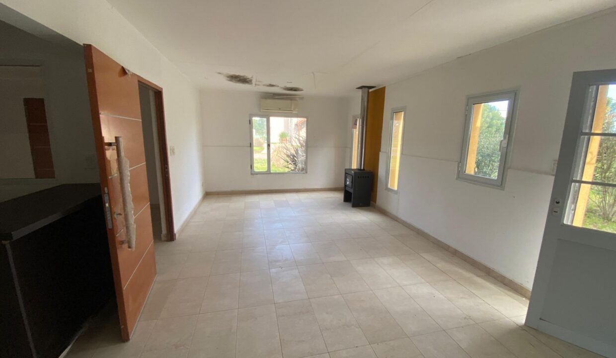 WhatsApp Image 2025-08-24 at 22.38.33 (2)