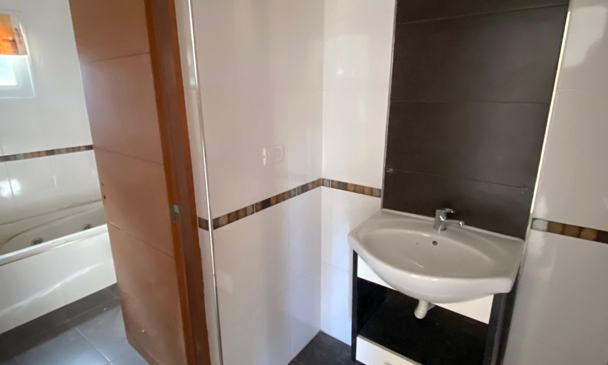 WhatsApp Image 2025-08-24 at 22.38.34 (1)